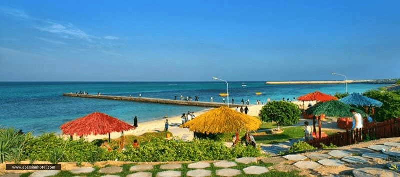 آلاچیق های پارک میرمهنا کیش